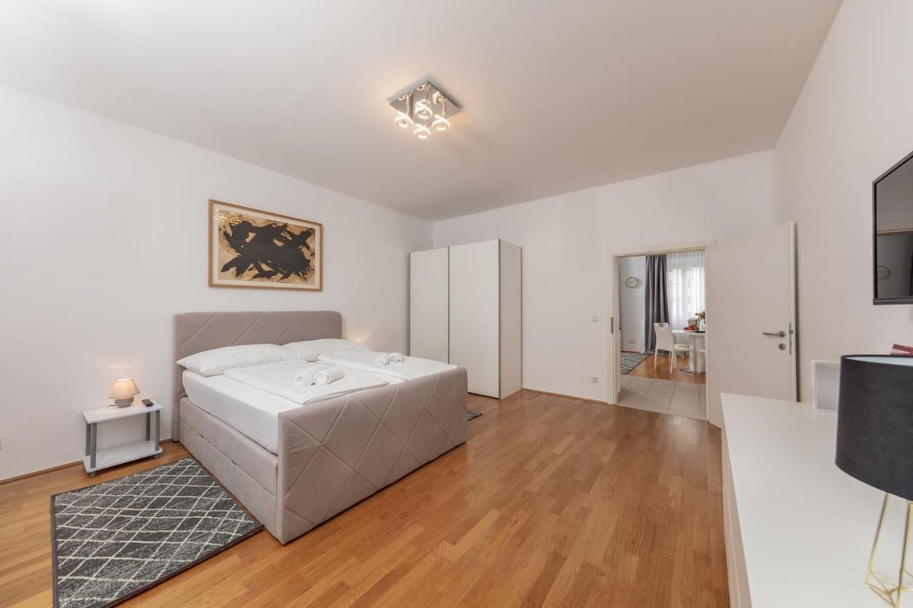 Krongasse Apartmán *